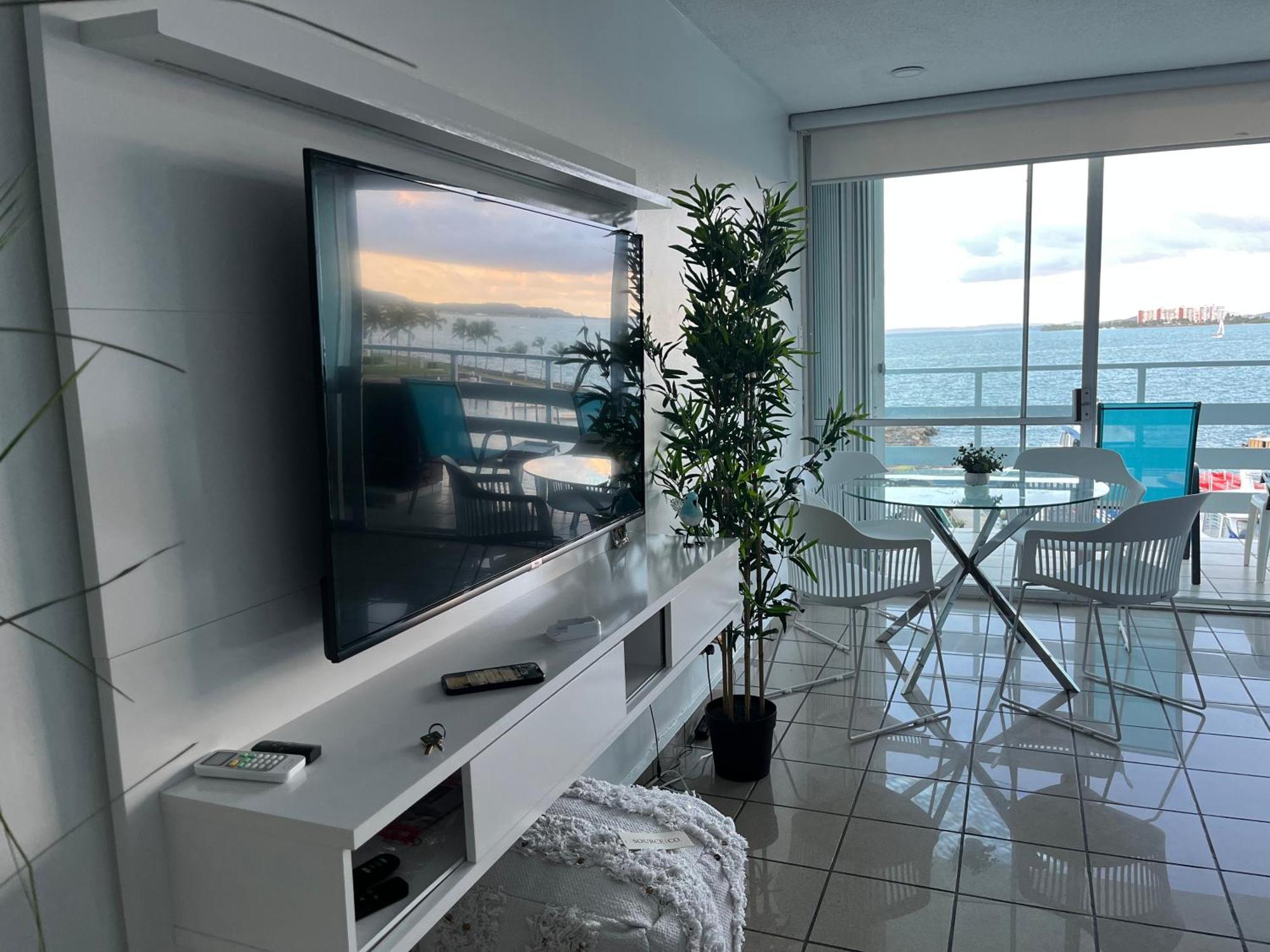 Beautiful Ocean Blue Love Oceanfront Apartment Фахардо Экстерьер фото